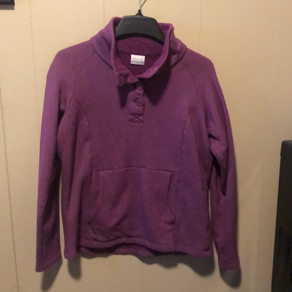 Columbia pullover sweater
